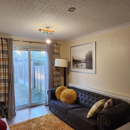 Crane Home In Dagenham With Free Wi Fi Exteriör bild