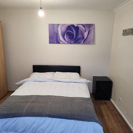 Crane Home In Dagenham With Free Wi Fi Exteriör bild